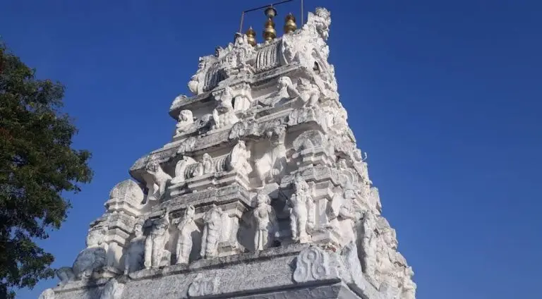Amman Shrine Gopuram (Old)