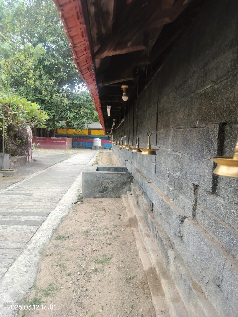 Thirupadhapuram Kovil